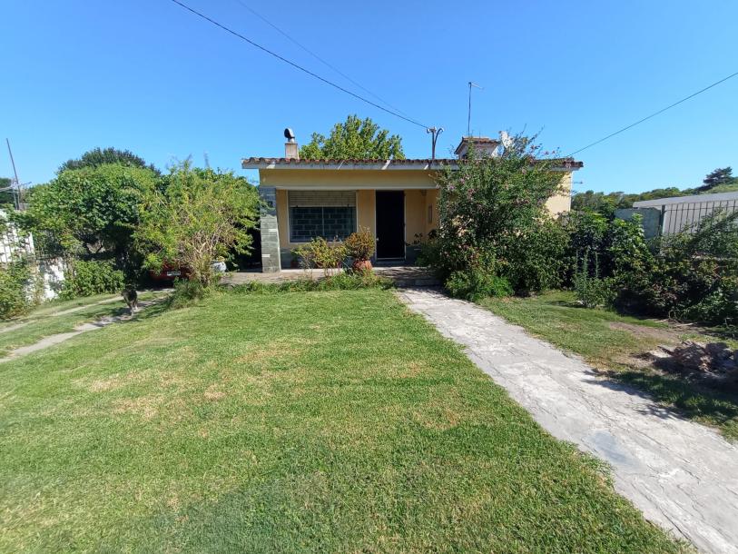 SE VENDE CASA 3 DORMITORIOS EN MANGA-3