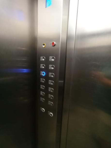 SE VENDE APARTAMENTO MONOAMBIENTE EN EL CENTRO DE MONTEVIDEO-6