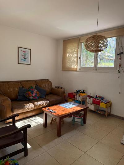 SE VENDE HERMOSA CASA 4 DORMITORIOS EN MALVIN