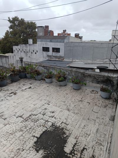 SE VENDE APARTAMENTO 2 DORMITORIOS EN BARRIO SUR/PALERMO