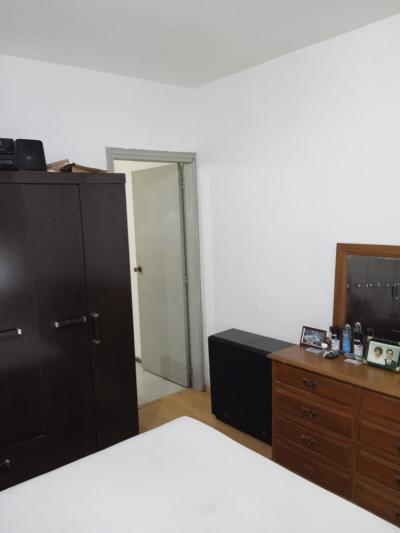 SE VENDE CASA 2 DORMITORIOS EN JARDINES DEL HIPODROMO