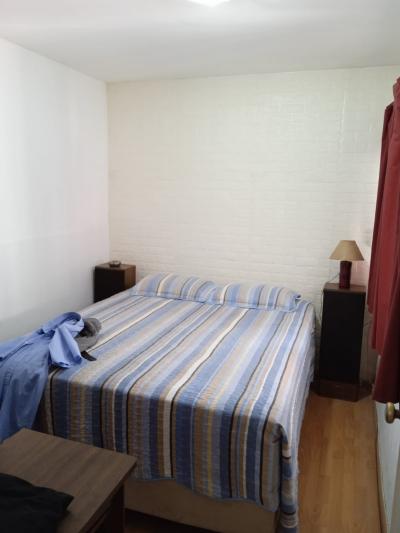 SE VENDE CASA 2 DORMITORIOS EN JARDINES DEL HIPODROMO