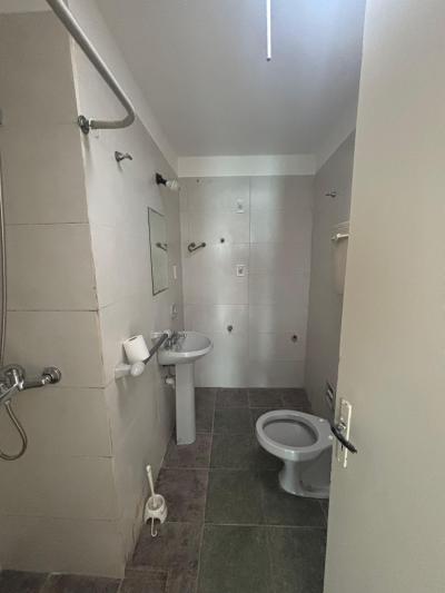 SE ALQUILA APARTAMENTO DE 2 HABITACIONES - LA UNION