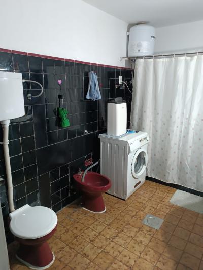 SE VENDE CASA 3 DORMITORIOS EN LA BLANQUEADA