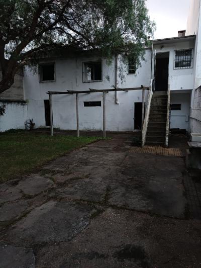 SE VENDE CASA 3 DORMITORIOS EN MALVÍN- EXCELENTE OPORTUNIDAD!