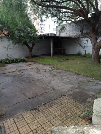 SE VENDE CASA 3 DORMITORIOS EN MALVÍN- EXCELENTE OPORTUNIDAD!