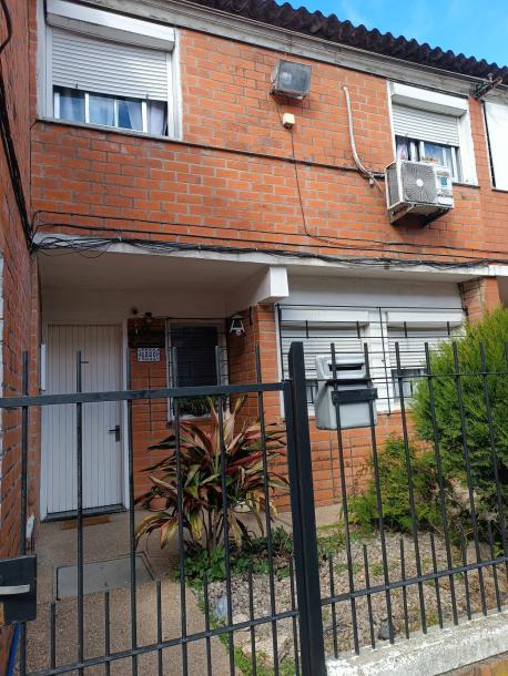 SE VENDE CASA 3 DORMITORIOS EN COOPERATIVA - BELLA ITALIA-2