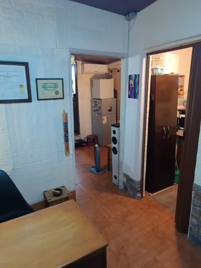 SE VENDE CASA 2 DORMITORIOS CON GARAJE Y CONSULTORIO INDEPENDIENTE - LA UNIÓN / VILLA ESPAÑOLA