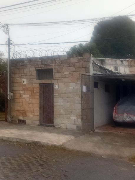 SE VENDE CASA 2 DORMITORIOS CON GARAJE Y CONSULTORIO INDEPENDIENTE - LA UNIÓN / VILLA ESPAÑOLA-2
