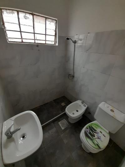 SE ALQUILA CASA DE UNA HABITACION - VILLA ESPAÑOLA