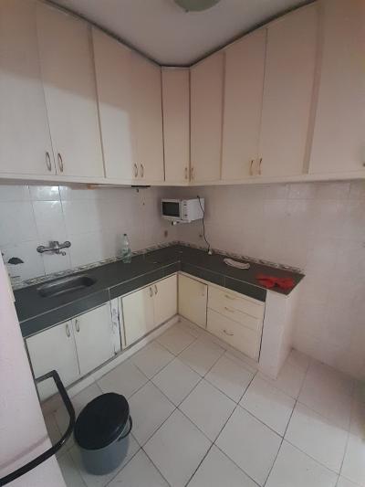 SE ALQUILA APARTAMENTO DE UNA HABITACION - MAROÑAS