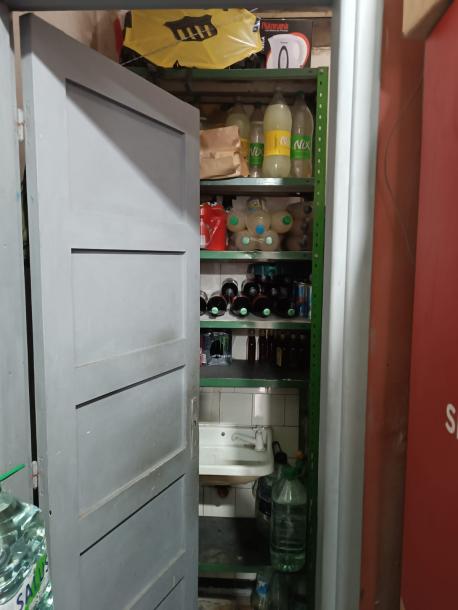 SE VENDE LOCAL COMERCIAL - REDUCTO-5