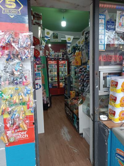 SE VENDE LOCAL COMERCIAL - REDUCTO