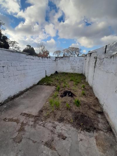 SE ALQUILA APARTAMENTO DE UNA HABITACION - AIRES PUROS