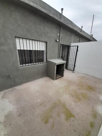 SE ALQUILA APARTAMENTO DE UNA HABITACION - MAROÑAS