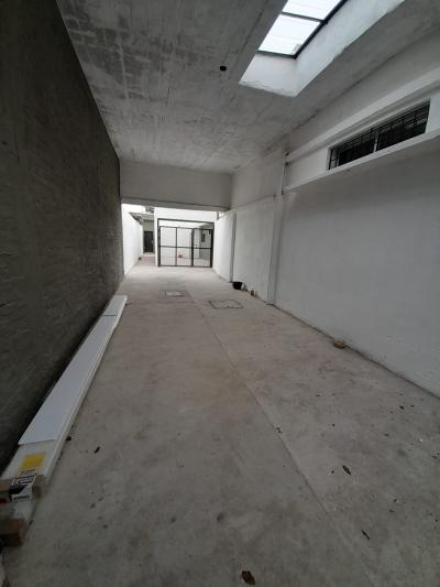 SE ALQUILA APARTAMENTO DE UNA HABITACION - MAROÑAS