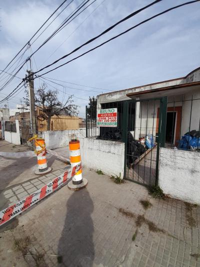 SE ALQUILA APARTAMENTO DE UNA HABITACION - MAROÑAS