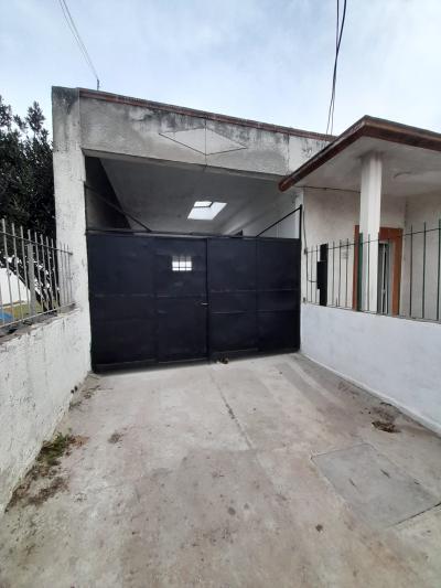 SE ALQUILA APARTAMENTO DE UNA HABITACION - MAROÑAS