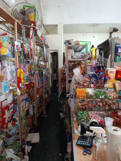 SE VENDE LOCAL COMERCIAL EN COMPLEJO MALVIN ALTO