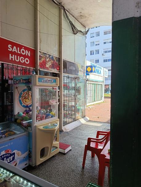 SE VENDE LOCAL COMERCIAL EN COMPLEJO MALVIN ALTO-20