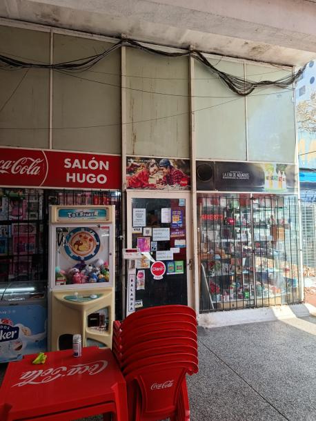 SE VENDE LOCAL COMERCIAL EN COMPLEJO MALVIN ALTO-3