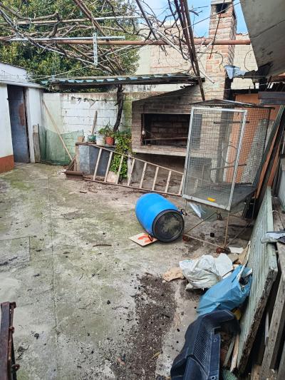 SE VENDE PADRÓN CON 3 UNIDADES- CAMOATI Y 20 DE FEBRERO