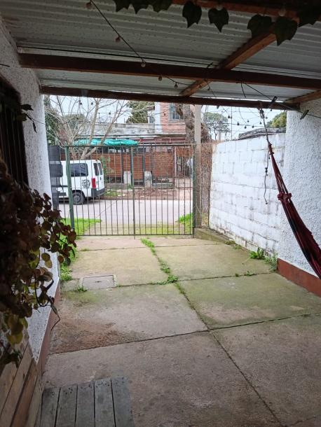 SE VENDE CASA 3 DORMITORIOS Y TERRENO ANEXO CON GRAN POTENCIAL-18