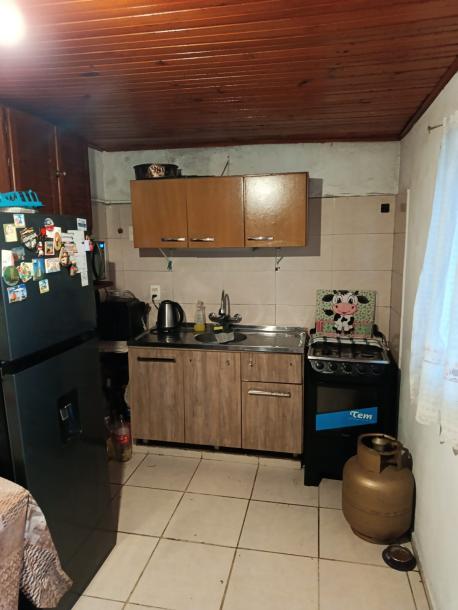 SE VENDE CASA 3 DORMITORIOS Y TERRENO ANEXO CON GRAN POTENCIAL-21