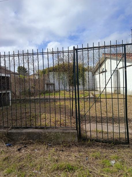SE VENDE CASA 3 DORMITORIOS Y TERRENO ANEXO CON GRAN POTENCIAL-7