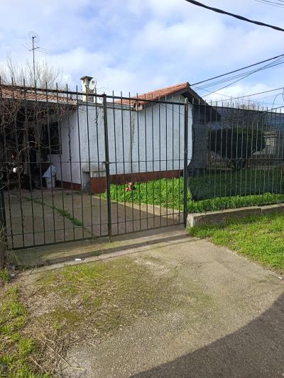 SE VENDE CASA 3 DORMITORIOS Y TERRENO ANEXO CON GRAN POTENCIAL