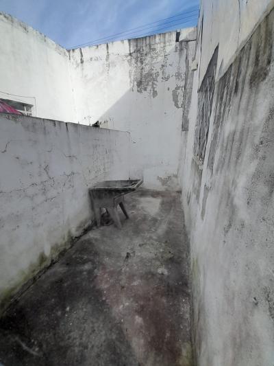 SE ALQUILA APARTAMENTO DE UNA HABITACION MALVIN NORTE