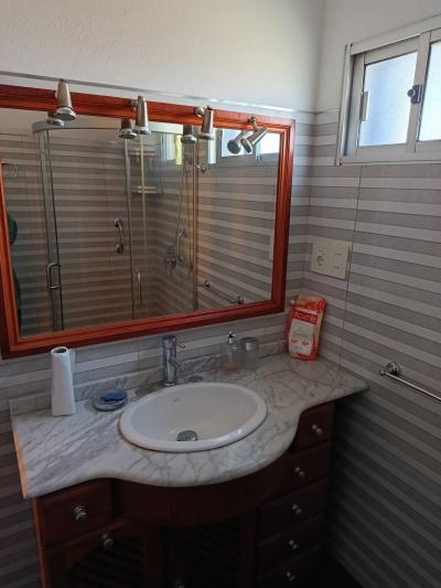 SE VENDE 2 PROPIEDADES EN UN MISMO PADRÓN C/ GARAJE Y DEPÓSITO (VILLA ESPAÑOLA / LA UNIÓN)