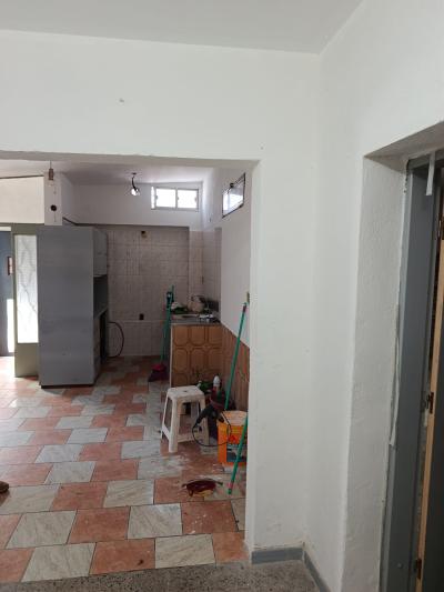 SE VENDE 2 PROPIEDADES EN UN MISMO PADRÓN C/ GARAJE Y DEPÓSITO (VILLA ESPAÑOLA / LA UNIÓN)