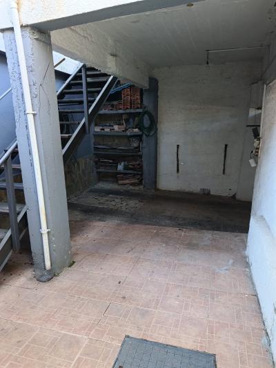 SE VENDE 2 PROPIEDADES EN UN MISMO PADRÓN C/ GARAJE Y DEPÓSITO (VILLA ESPAÑOLA / LA UNIÓN)