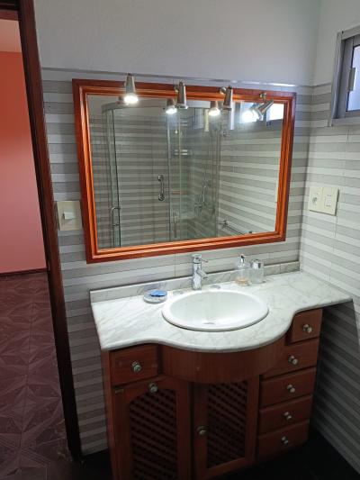 SE VENDE 2 PROPIEDADES EN UN MISMO PADRÓN C/ GARAJE Y DEPÓSITO (VILLA ESPAÑOLA / LA UNIÓN)