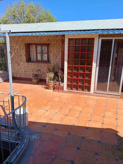 SE VENDE 2 PROPIEDADES EN UN MISMO PADRÓN C/ GARAJE Y DEPÓSITO (VILLA ESPAÑOLA / LA UNIÓN)