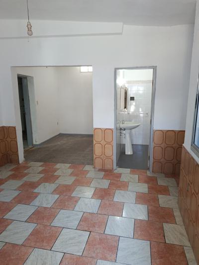 SE VENDE 2 PROPIEDADES EN UN MISMO PADRÓN C/ GARAJE Y DEPÓSITO (VILLA ESPAÑOLA / LA UNIÓN)