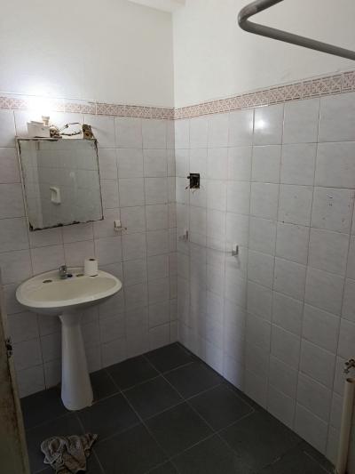 SE VENDE 2 PROPIEDADES EN UN MISMO PADRÓN C/ GARAJE Y DEPÓSITO (VILLA ESPAÑOLA / LA UNIÓN)