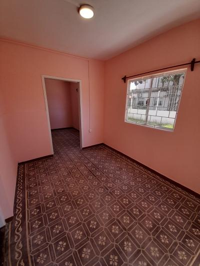 SE ALQUILA CASA DE 2 DORMITORIOS - MALVIN ALTO