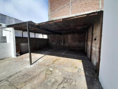 SE ALQUILA CASA DE 2 DORMITORIOS - MALVIN ALTO