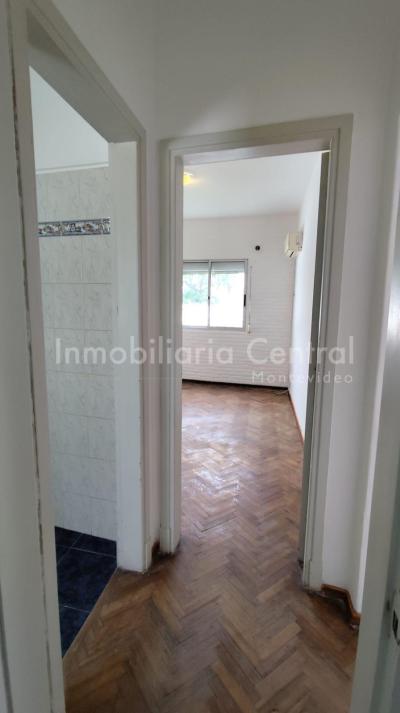 ***RESERVADO// Alquiler Buceo 1 dormitorio sobre Av. Ramón Anador