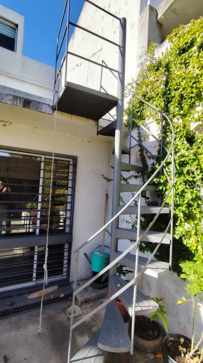 RESERVADO/ Malvin - Padrón único 4 dormitorios, 3 baños, gge