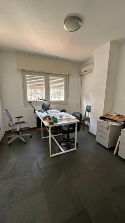 RESERVADO/ Malvin - Padrón único 4 dormitorios, 3 baños, gge