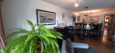 Gran planta sobre avenida a metros del Puertito del Buceo - OPORTUNIDAD -