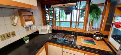 Gran planta sobre avenida a metros del Puertito del Buceo - OPORTUNIDAD -