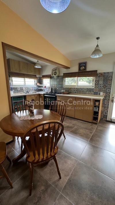 VENDIDO // Oportunidad en Parque Carrasco/Shangrilá lado SUR - 650mts casa y parque