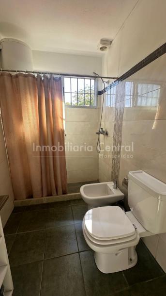 VENDIDO/ Oportunidad en Malvin, casa en ph independiente-22