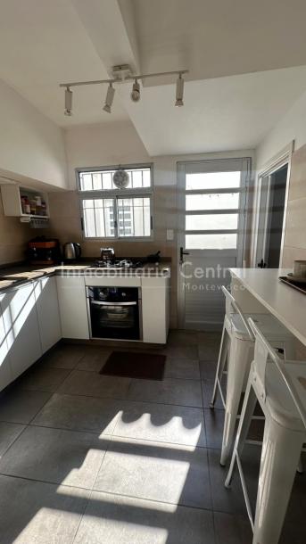 VENDIDO/ Oportunidad en Malvin, casa en ph independiente-9