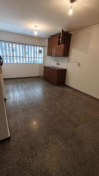 Alquier apto 1 dorm en Centro