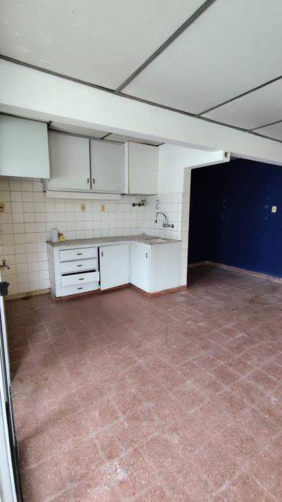 Alquiler locales comerciales, oficinas en Cordón, 123 mts